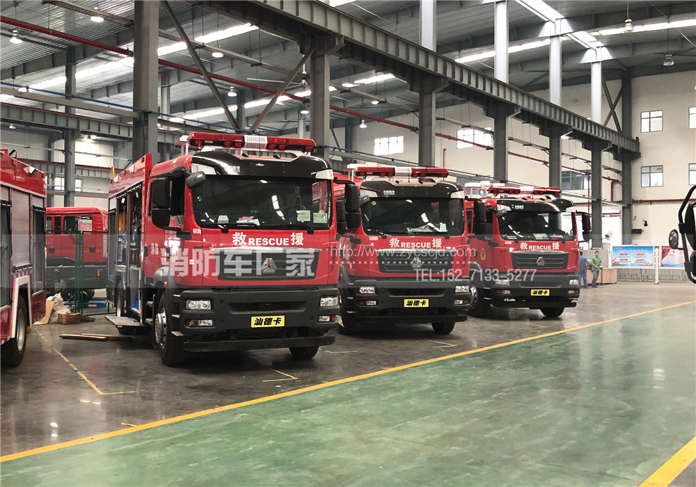 中型消防車 中型消防車